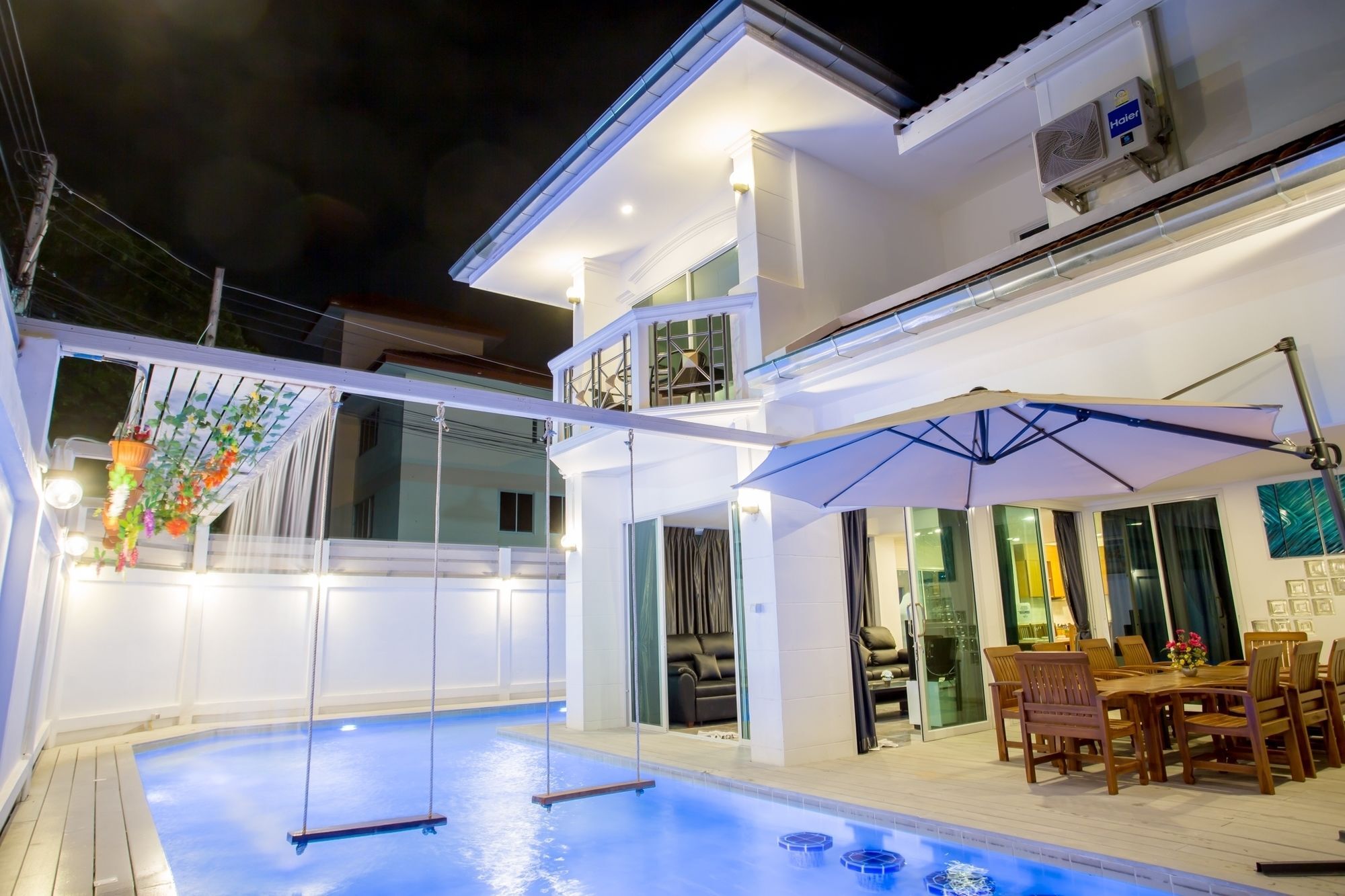 The Ville Modern Viewpoint Pool Villa Pattaya Exterior foto
